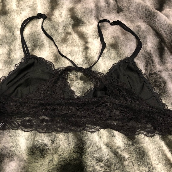 Bralettes - Picture 8 of 8